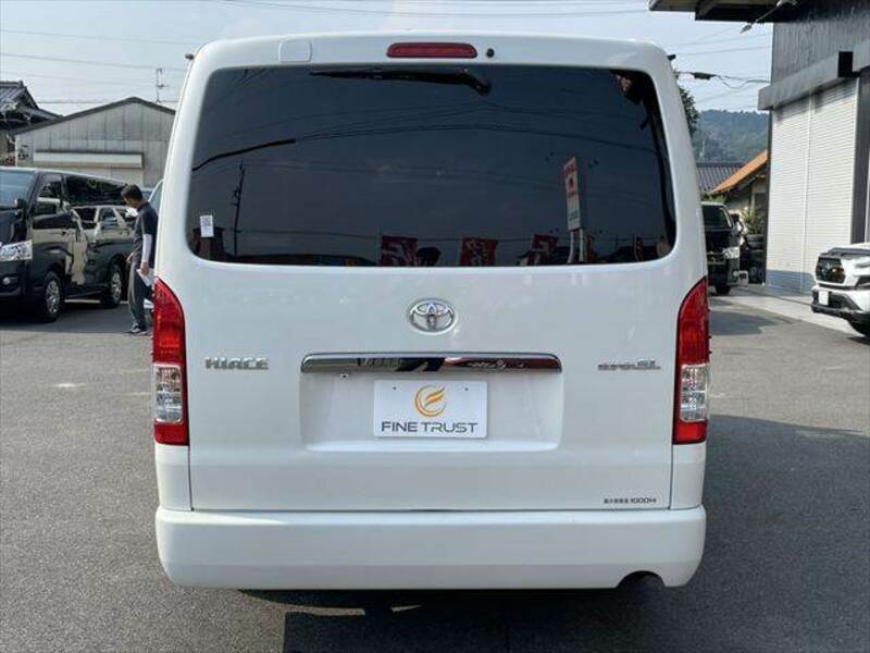 HIACE VAN