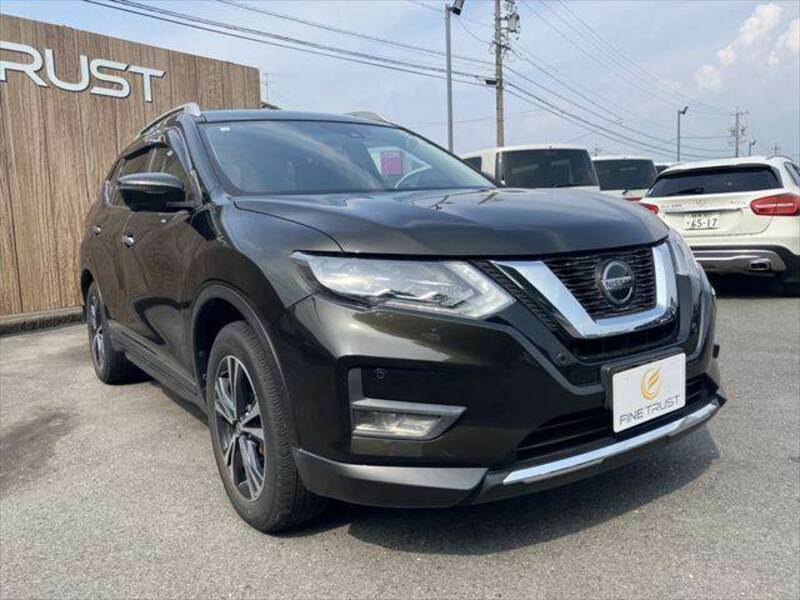 X-TRAIL