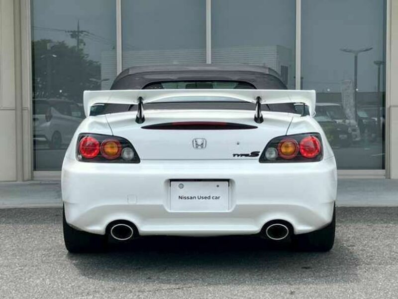 S2000