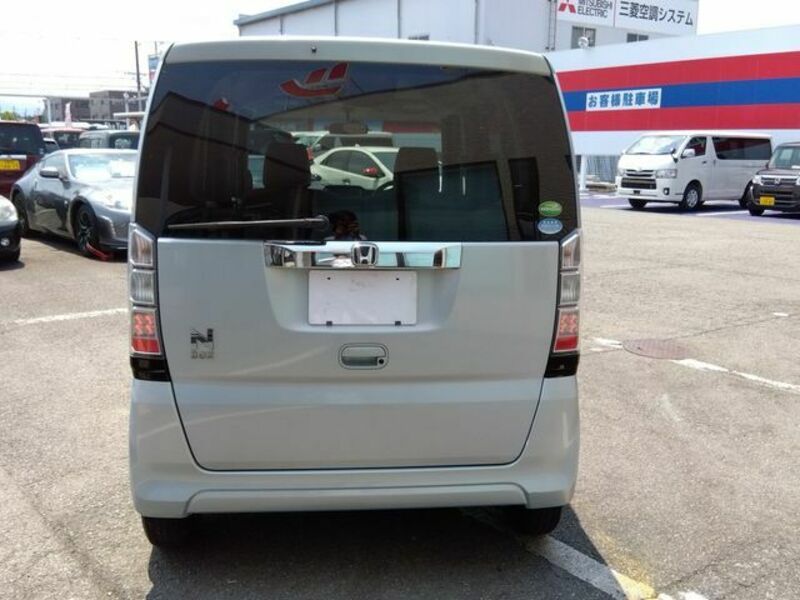 N BOX