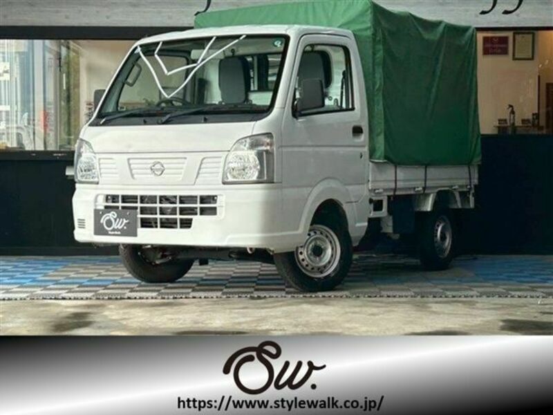 NISSAN NT100 CLIPPER