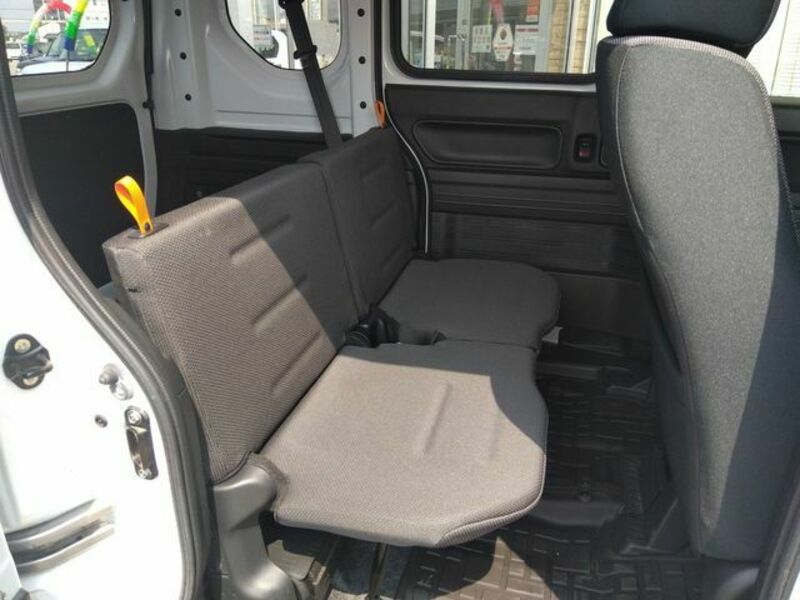 N-VAN