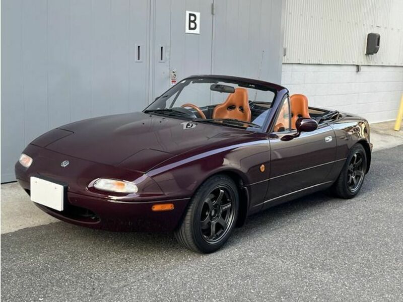 EUNOS ROADSTER