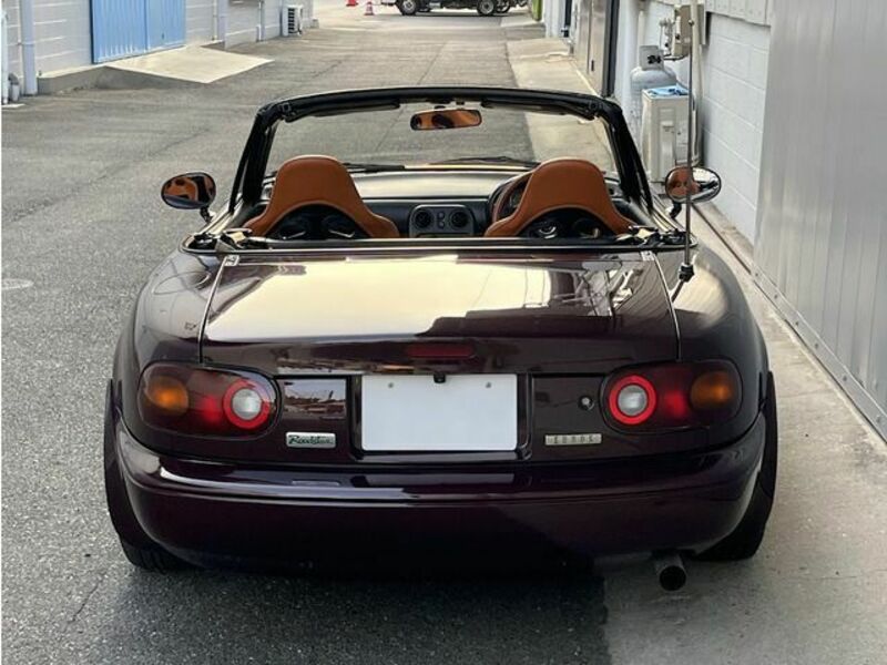 EUNOS ROADSTER