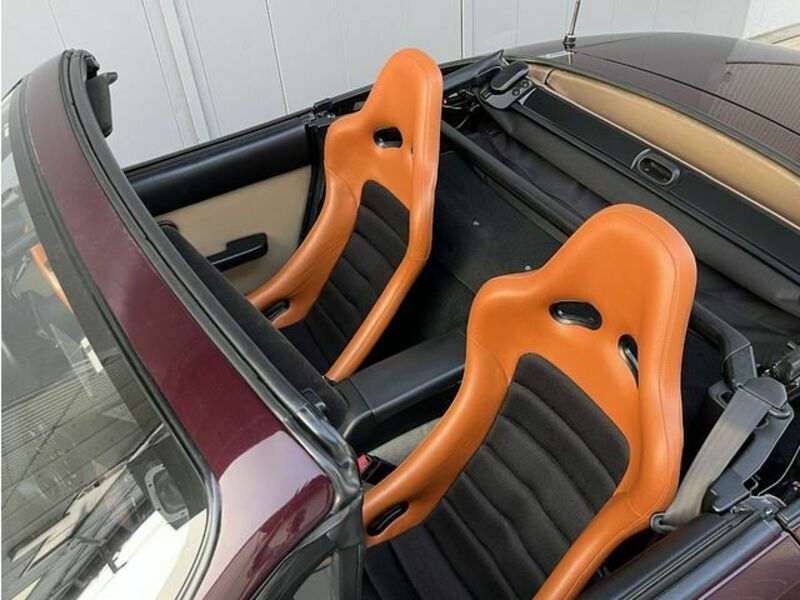 EUNOS ROADSTER