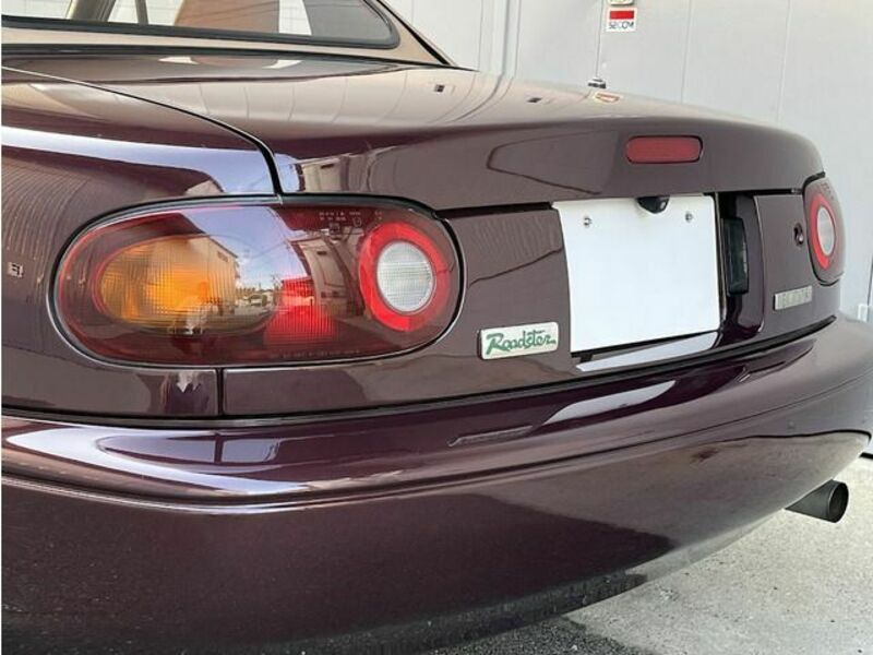 EUNOS ROADSTER