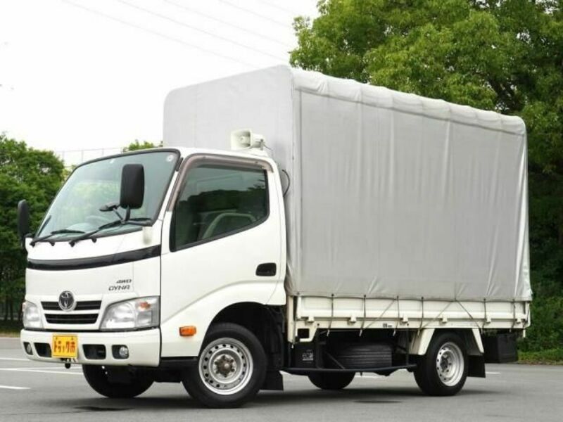 TOYOTA DYNA