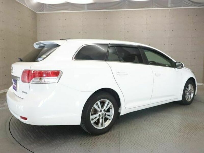 AVENSIS WAGON