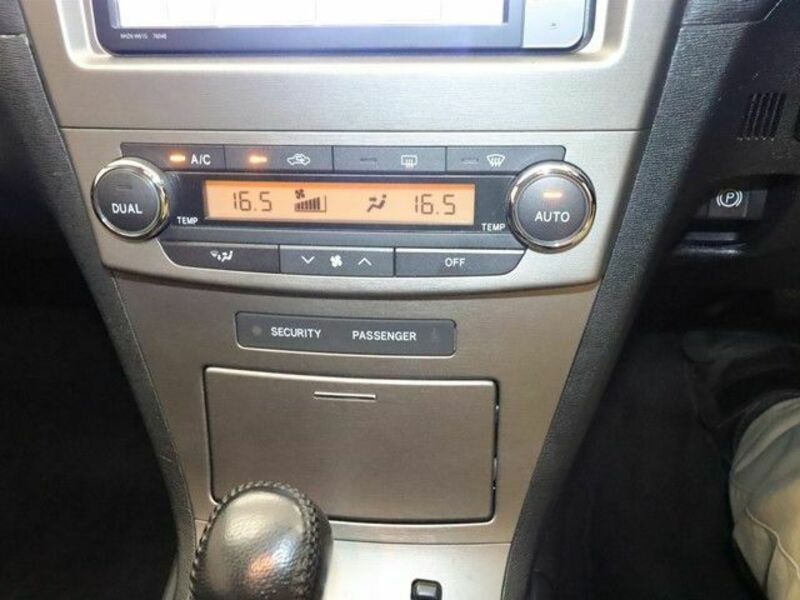 AVENSIS WAGON