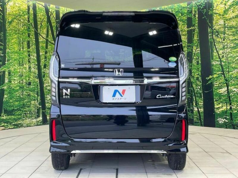 N BOX CUSTOM