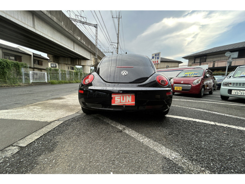 NEW BEETLE