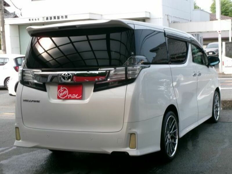 VELLFIRE