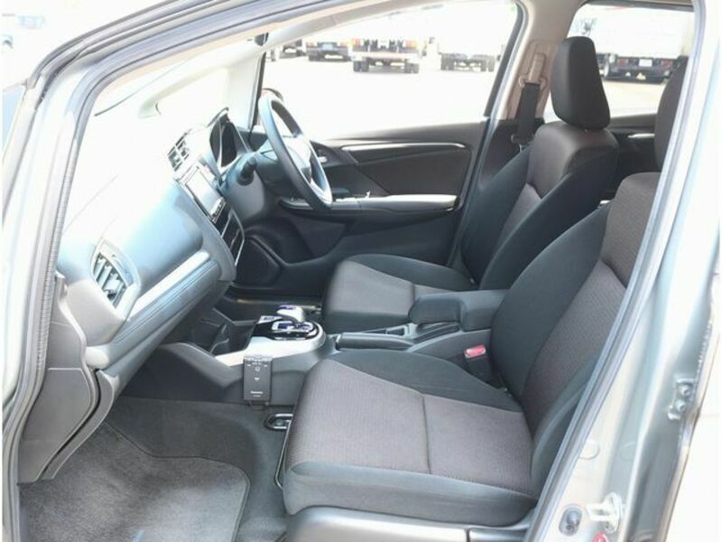 FIT HYBRID