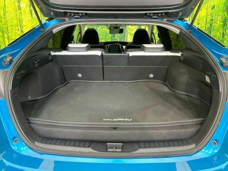 PRIUS PHV