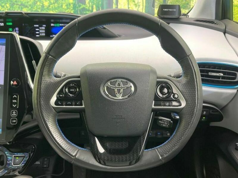 PRIUS PHV