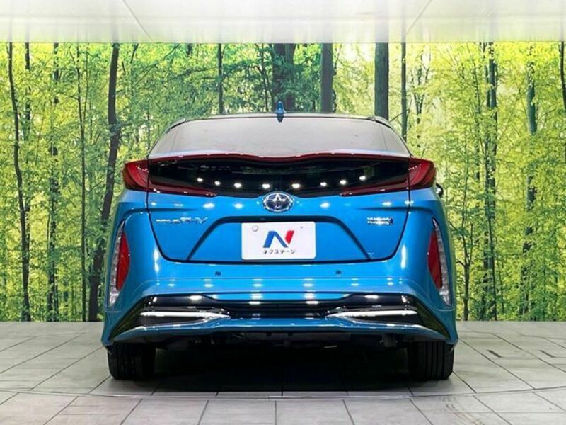 PRIUS PHV