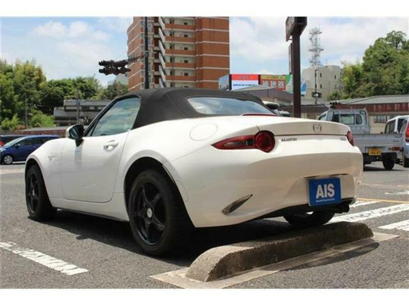 ROADSTER