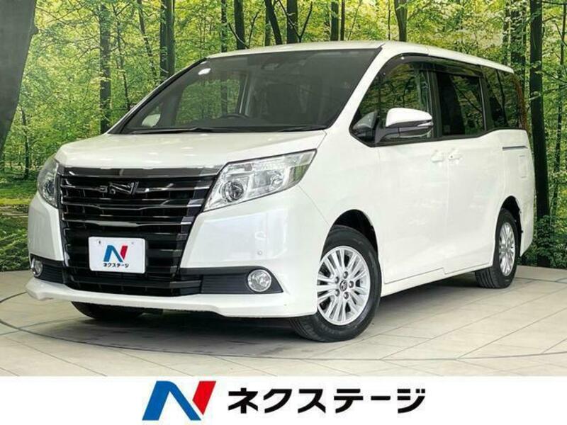 TOYOTA NOAH