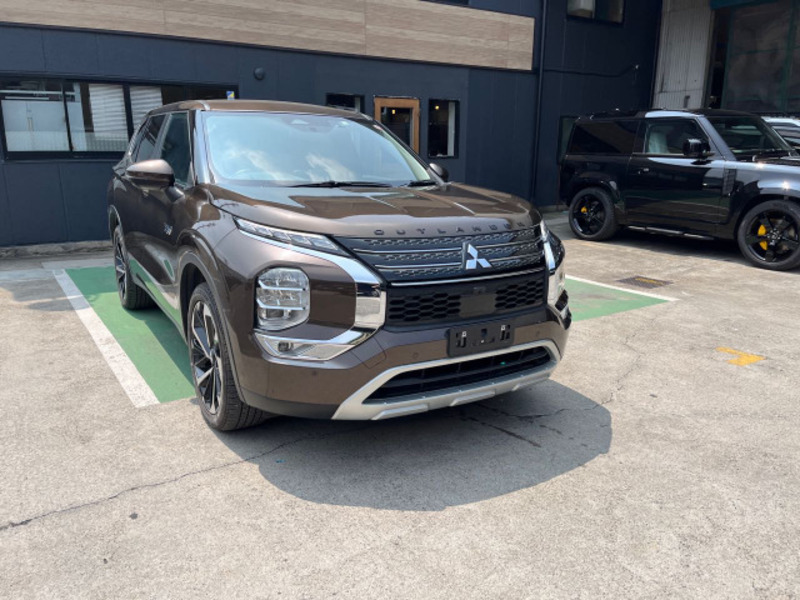 OUTLANDER