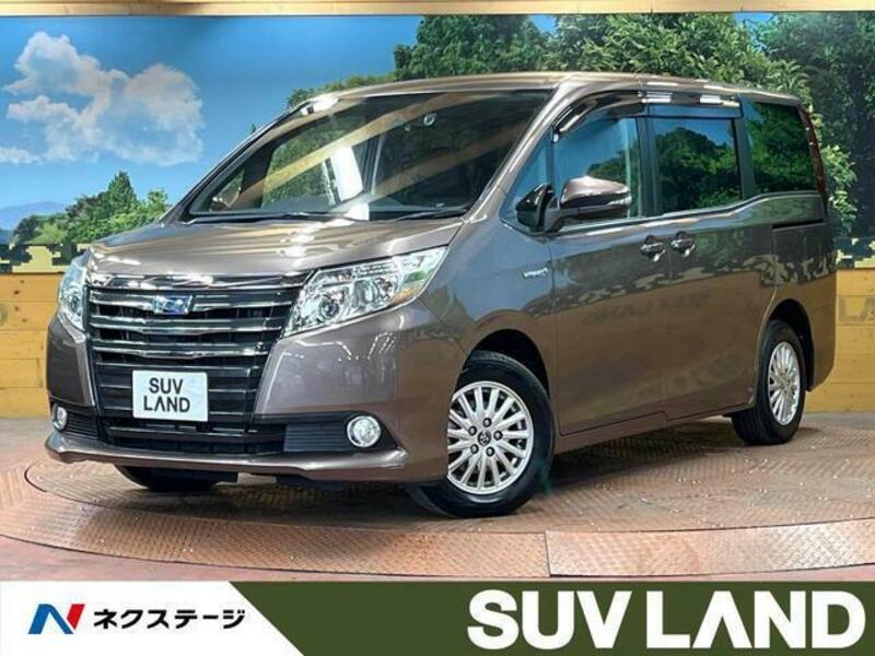 TOYOTA NOAH