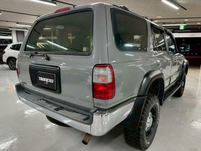 HILUX SURF