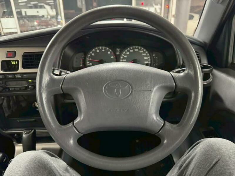 HILUX SURF