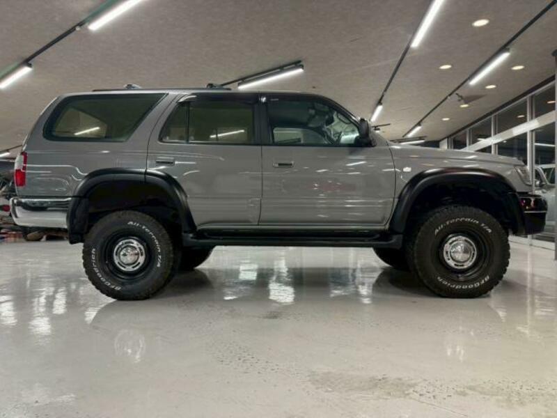 HILUX SURF