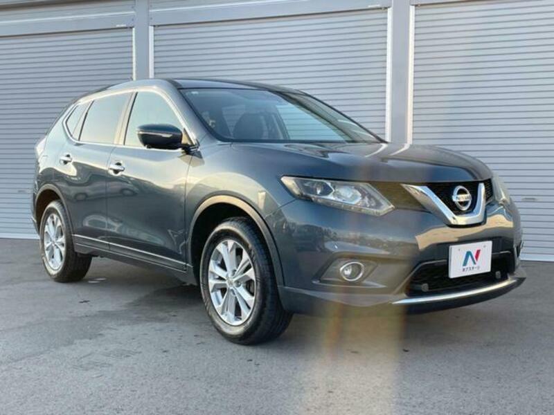 X-TRAIL
