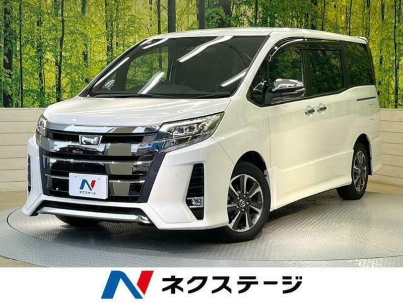 TOYOTA NOAH