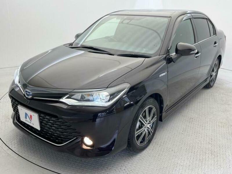 COROLLA AXIO