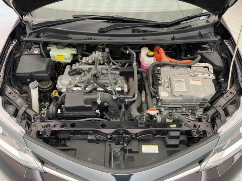 COROLLA AXIO