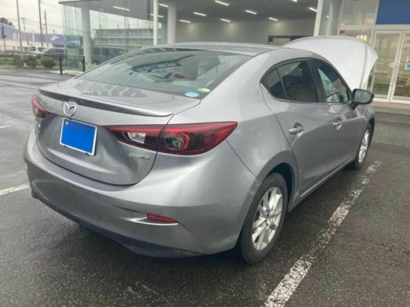 AXELA HYBRID