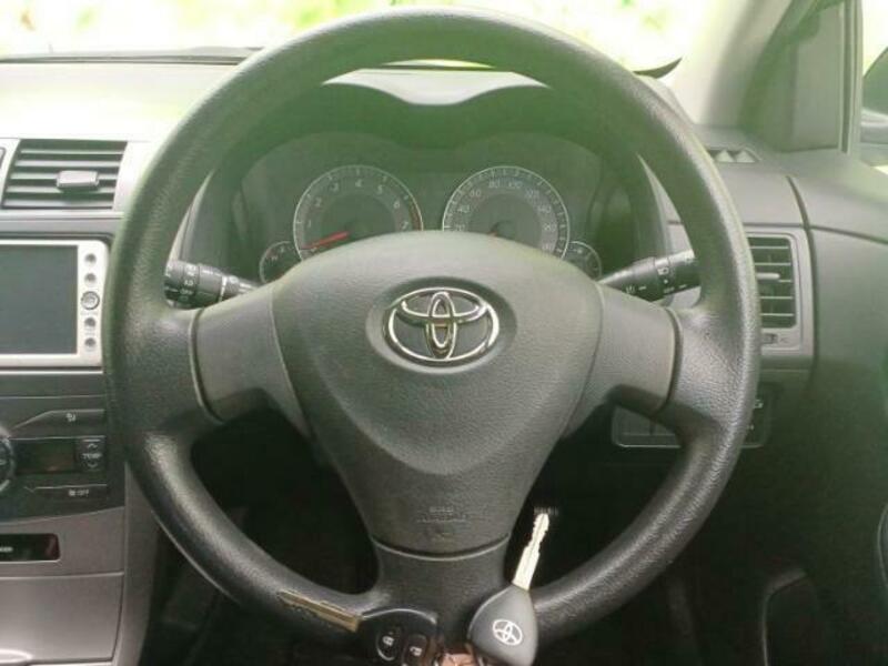 COROLLA FIELDER
