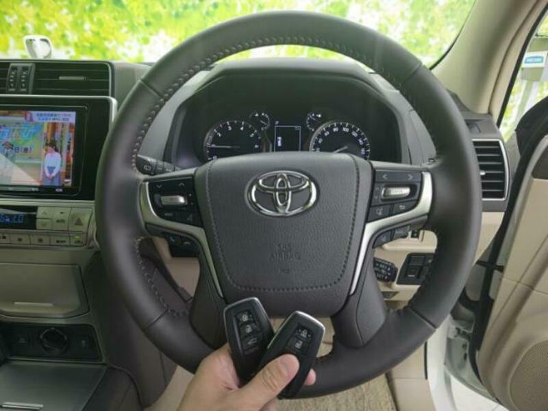 LAND CRUISER PRADO