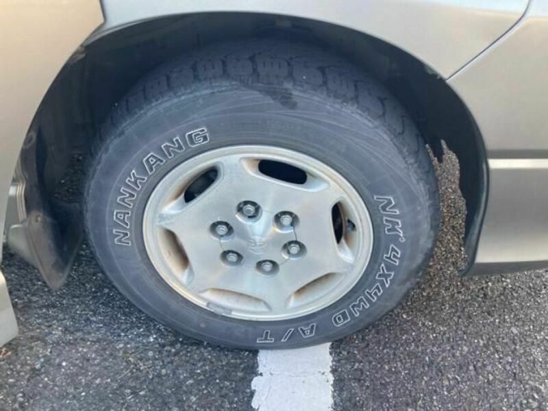 GRAND HIACE