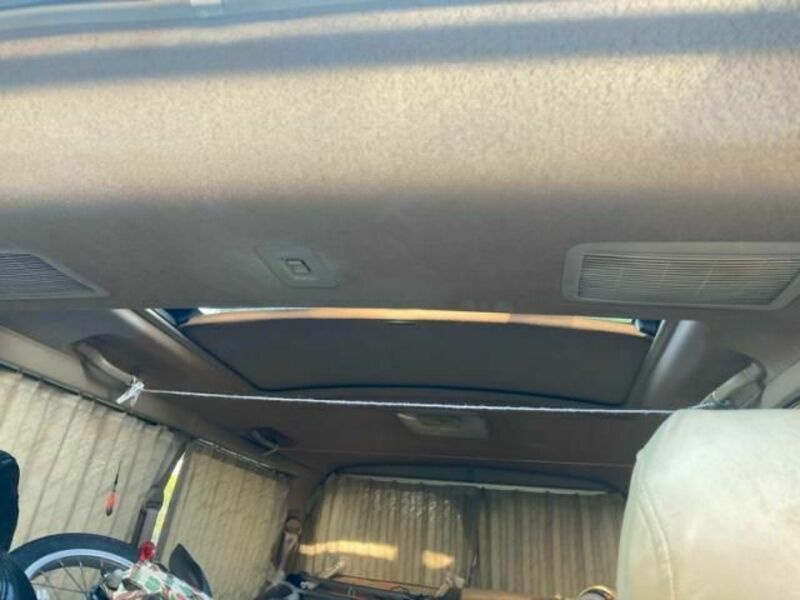 GRAND HIACE