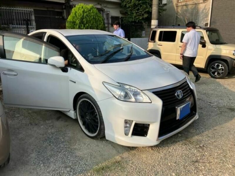 PRIUS-0