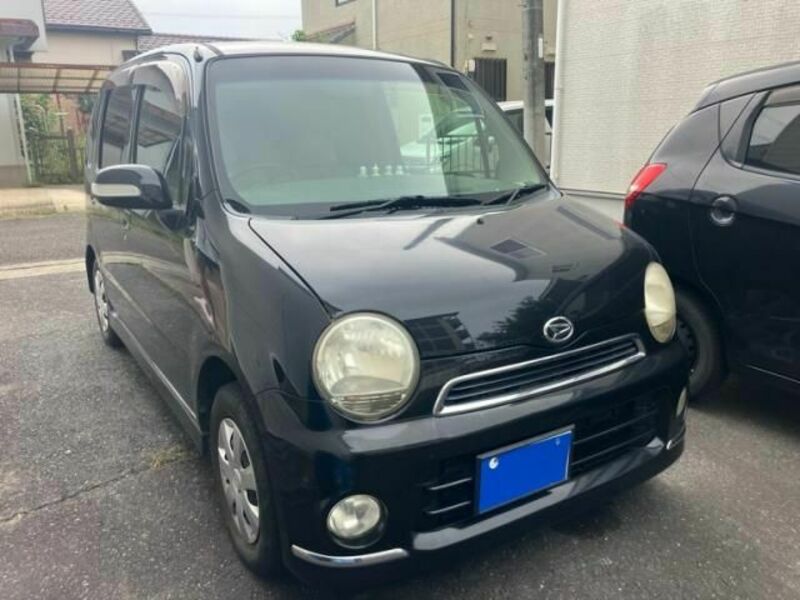DAIHATSU MOVE LATTE
