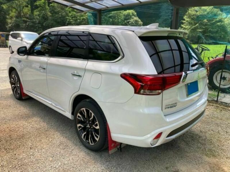 OUTLANDER PHEV