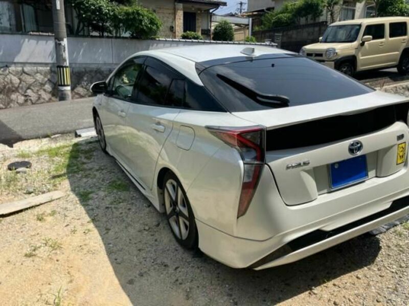 PRIUS