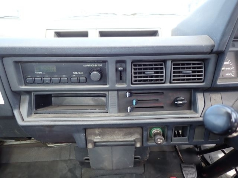 TOWNACE TRUCK