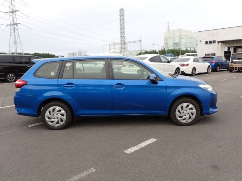 COROLLA FIELDER