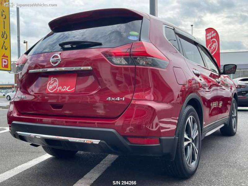 X-TRAIL