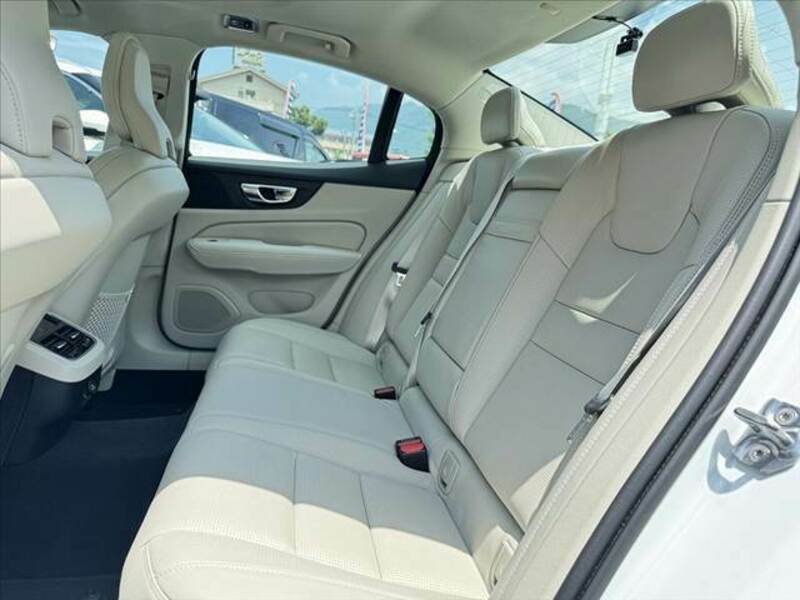 S60