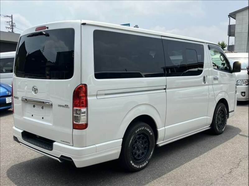 HIACE VAN