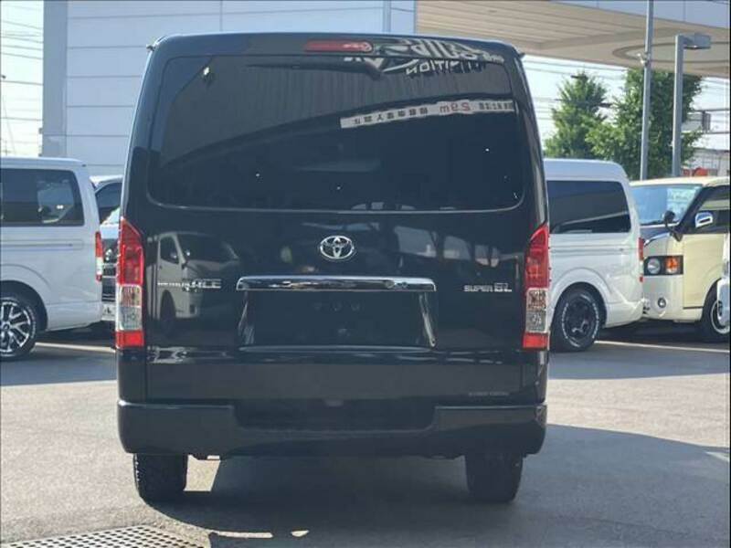 HIACE VAN