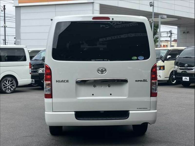 HIACE VAN