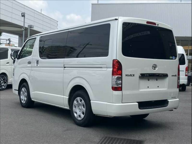 HIACE VAN