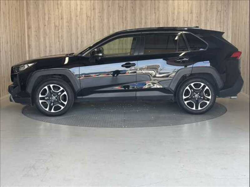 RAV4