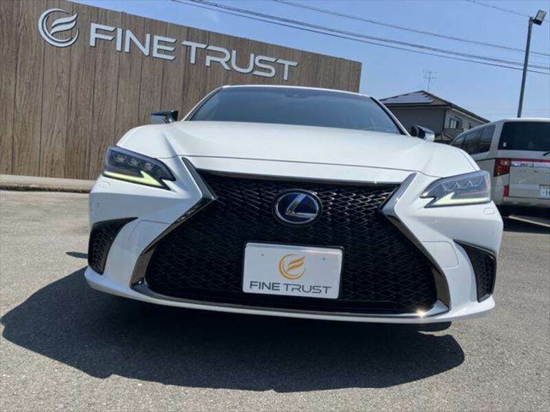 ES